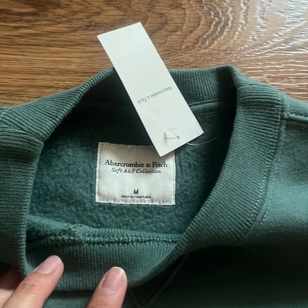 Abercrombie & Fitch Soft AF Collection Sweatshirt (M) FINAL SALE - Picture 3 of 3